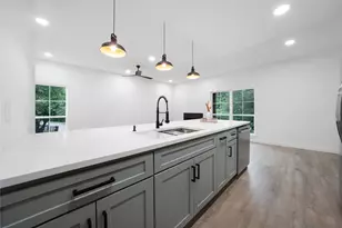 8601 Park Ln, Dallas, TX 75231 - Photo 11