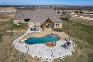 1233 Co Rd 3550, Paradise, TX 76073 - Photo 27