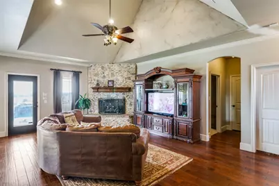 1233 County Road 3550, Paradise, TX 76073 - Photo 3