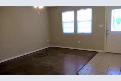 1305 Edison Avenue #B, Bridgeport, TX 76426 - Photo 3