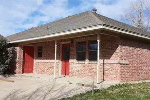 1305 Edison Ave, Bridgeport, TX 76426 - Photo 1