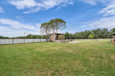 4553 Lake Felton Parkway, Hallsburg, TX 76705 - Photo 17