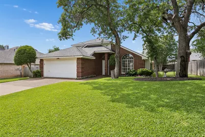 6828 Moss Lane, North Richland Hills, TX 76182 - Photo 1