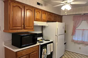 1731 Buena Vista St, Mesquite, TX 75149 - Photo 9