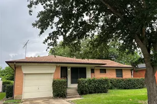 1731 Buena Vista St, Mesquite, TX 75149 - Photo 3