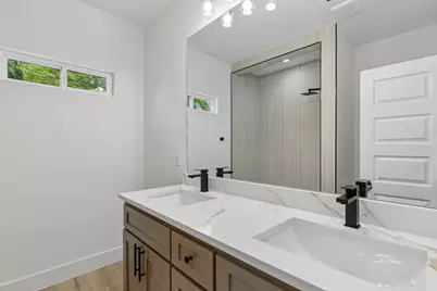 1239 N Tillery Avenue, Dallas, TX 75211 - Photo 19