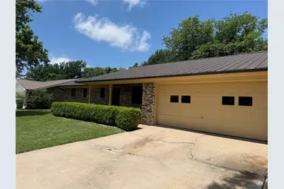 2545 Phelps Street, Stephenville, TX 76401 - Photo 3
