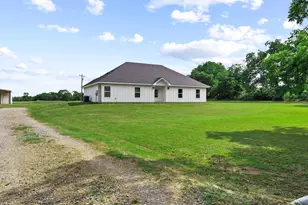 1350 County Rd 4040 Rd, Ector, TX 75439 - Photo 9