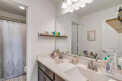 301 Sunspike Court, Burleson, TX 76028 - Photo 21