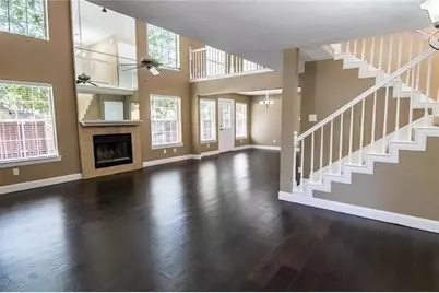 9401 Blue Jay Way, Irving, TX 75063 - Photo 3