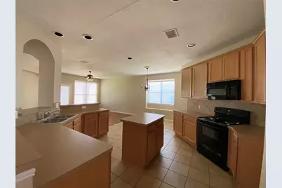 513 Jefferson Lane, Lake Dallas, TX 75065 - Photo 3