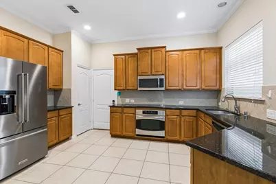 8624 Iron Horse Drive, Irving, TX 75063 - Photo 5