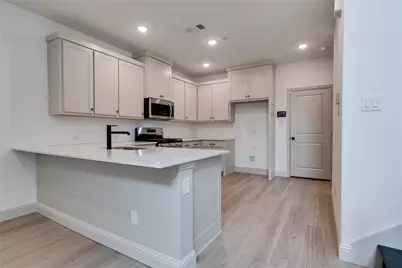 420 Parkside Drive, Argyle, TX 76226 - Photo 7
