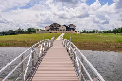 220 Lakeshore Lane, Windom, TX 75492 - Photo 35