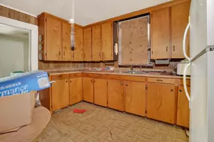 911 W Reagan St, Palestine, TX 75801 - Photo 3