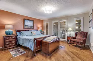 9159 Dunmore Dr, Dallas, TX 75231 - Photo 17