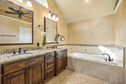 7629 Hove Court, Plano, TX 75025 - Photo 25
