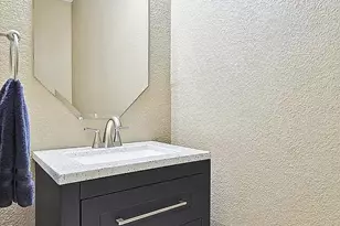 1404 Ross Dr, Lewisville, TX 75067 - Photo 9
