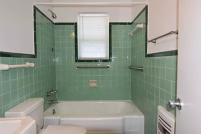 1202 Sunnyside Avenue, Cockrell Hill, TX 75211 - Photo 13