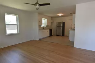 1202 Sunnyside Ave, Cockrell Hill, TX 75211 - Photo 15