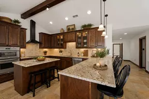 533 Kiowa Dr W, Lake Kiowa, TX 76240 - Photo 9