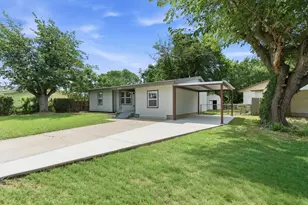 552 Souder Dr, Hurst, TX 76053 - Photo 3