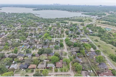 429 Parkhurst Drive, Dallas, TX 75218 - Photo 27
