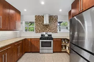 429 Parkhurst Dr, Dallas, TX 75218 - Photo 11