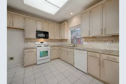 10400 Napa Valley Drive, Frisco, TX 75035 - Photo 19