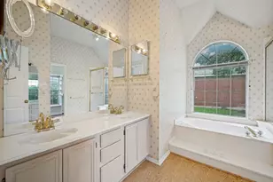10400 Napa Valley Dr, Frisco, TX 75035 - Photo 31