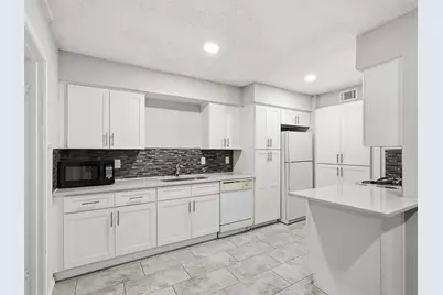 8121 Ferguson Road, Dallas, TX 75228 - Photo 7