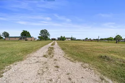 1212 County Road 136B, Terrell, TX 75161 - Photo 15