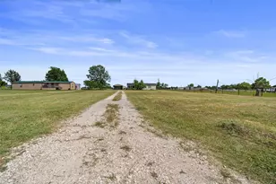 1212 Co Rd 136B, Terrell, TX 75161 - Photo 15