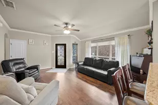 227 Chimney Rock Dr, Waxahachie, TX 75167 - Photo 5