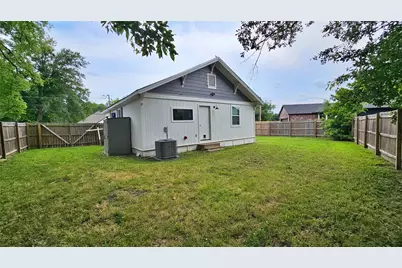 831 Alabama Street, Sulphur Springs, TX 75482 - Photo 23
