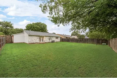 5625 Marlene, Haltom City, TX 76148 - Photo 17