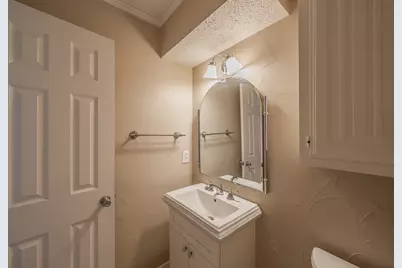 641 Park Lane, Highland Village, TX 75077 - Photo 19