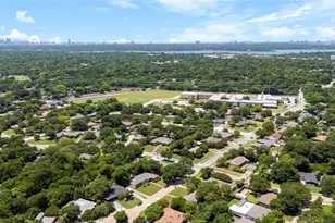 1804 Mariposa Dr, Dallas, TX 75228 - Photo 33