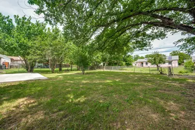 4401 Forbes Street, Fort Worth, TX 76105 - Photo 17