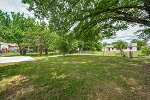4401 Forbes St, Fort Worth, TX 76105 - Photo 17