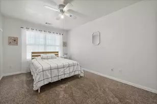 2848 Grandview Dr, Grand Prairie, TX 75052 - Photo 21