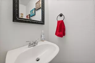 2848 Grandview Dr, Grand Prairie, TX 75052 - Photo 23
