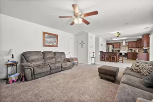 2848 Grandview Dr, Grand Prairie, TX 75052 - Photo 11