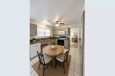 6104 Bay Hill, Arlington, TX 76018 - Photo 5