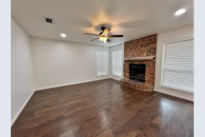 6104 Bay Hill, Arlington, TX 76018 - Photo 3