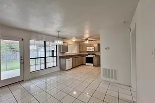 6104 Bay Hill, Arlington, TX 76018 - Photo 13