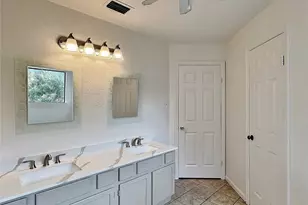 6104 Bay Hill, Arlington, TX 76018 - Photo 19