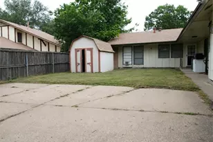 3810 Crater Lake Ct, Irving, TX 75062 - Photo 11