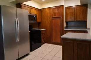 3810 Crater Lake Ct, Irving, TX 75062 - Photo 5