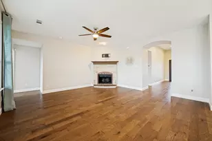 1217 Roadrunner Dr, Little Elm, TX 75068 - Photo 5
